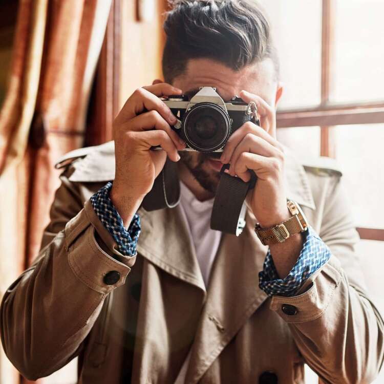 Férfi kamerával - stock image
